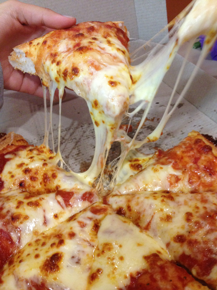 Cheesy Pizza Recipe