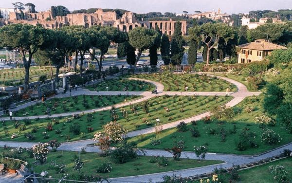 A view from above of Roseto sull’Aventino