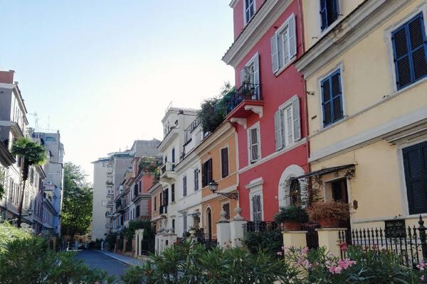 The small but cool little London in rome