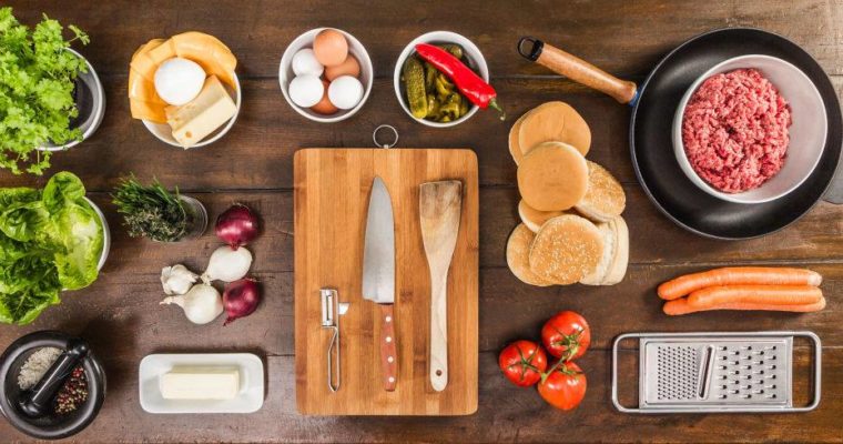 9 Basic Kitchen Accessories
