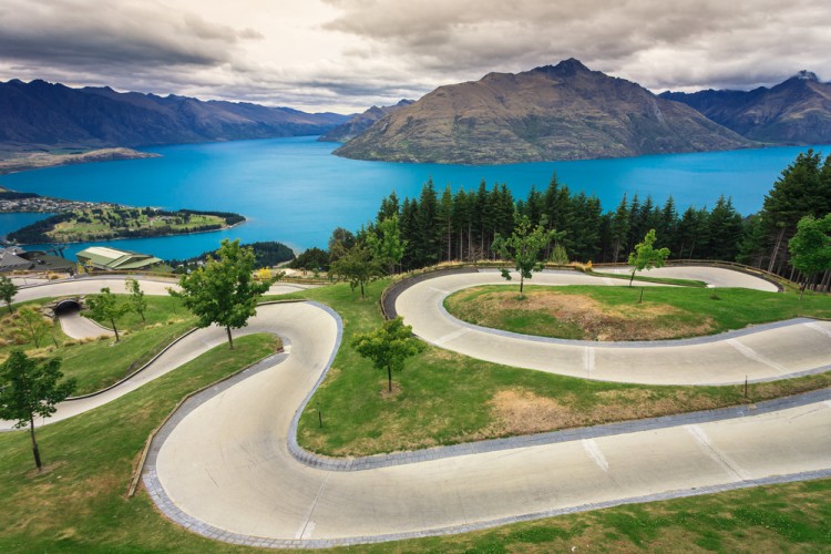 Top 5 Places To Visit In New-Zealand