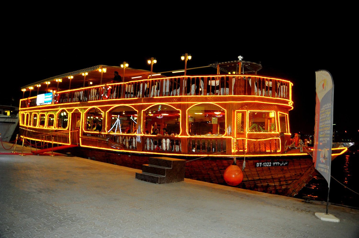 Dubai Dhow Cruise Creek