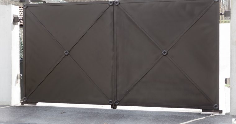 Advantages of Installing Swing Gate