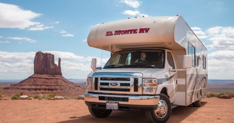 7 Must-Have Gadgets for Your Next RV Trip