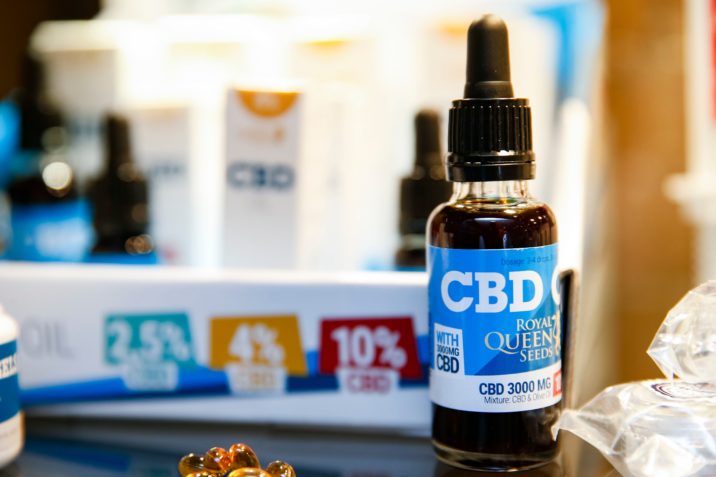 How Are CBD Vaping Pods Used for Pain Relief?