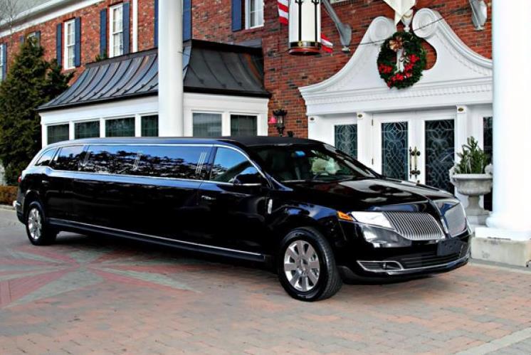 3 Reasons Why Hiring a Limo Will Guarantee You a Successful Trip – Guide