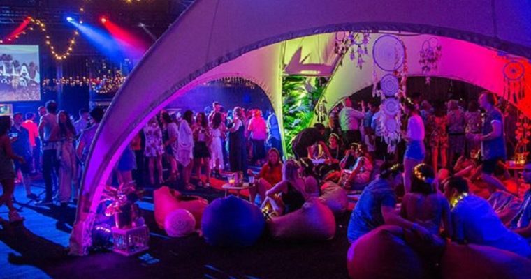 Modern Event Furniture to Buy This Season Calls for Some Expert Tips