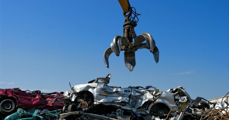 Learn The Benefits Of Auto Wreckers