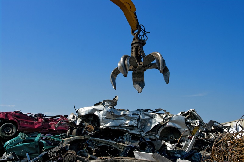 Learn The Benefits Of Auto Wreckers