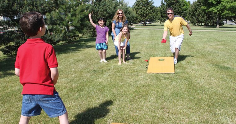 How to Play the Cornhole Game