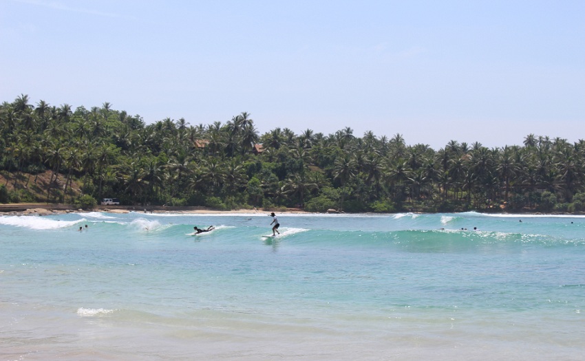 Hiriketiya Beach