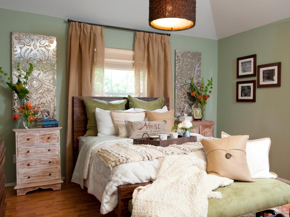 4 Helpful Tips to Create a Cozy Bedroom