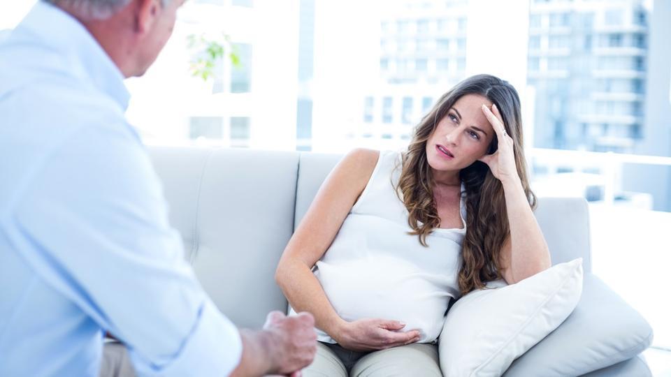 Four Stressful Situations Expectant Mothers Experience and How to Deal with Them