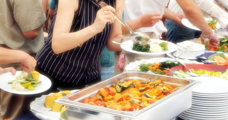 Reasons to Opt for Event Food Catering Services