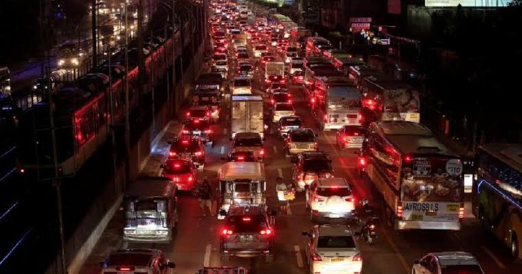 Christmas Carmaggedon: Surviving Metro Manila Traffic during the Holiday Season