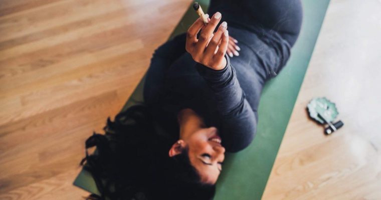 How Cannabis-Infused Yoga Helps in Improving Mental Health