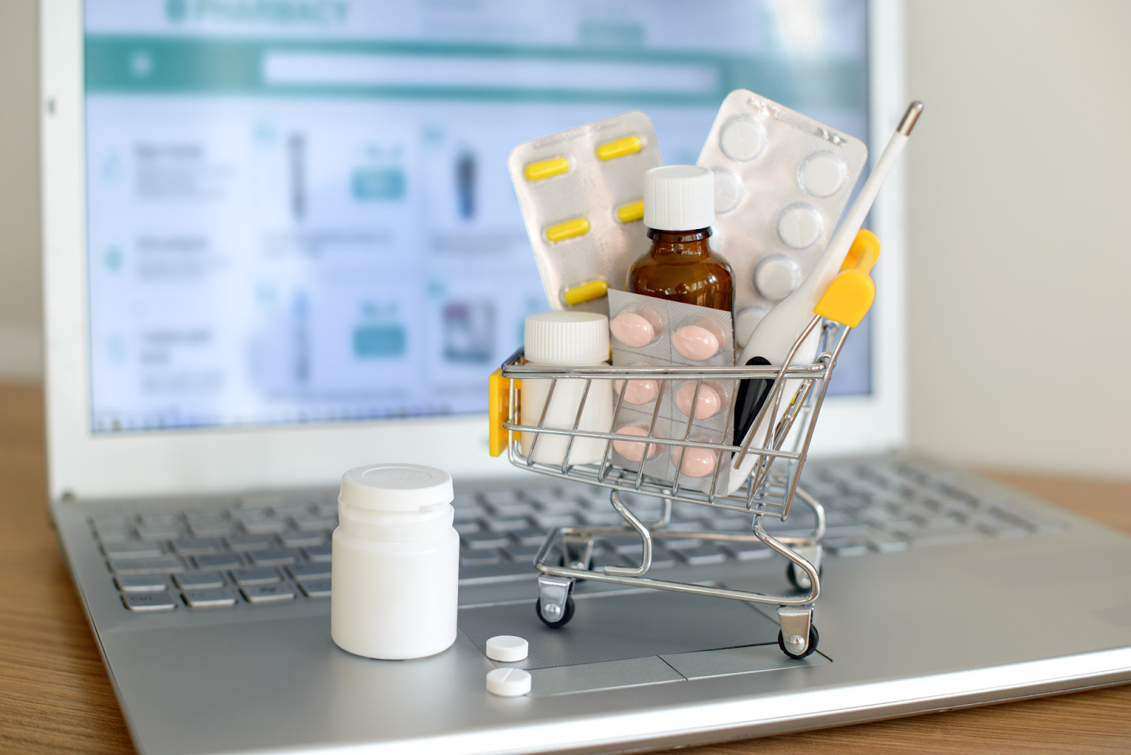 Know the Perks of Buying Medicines From Online Pharmacies