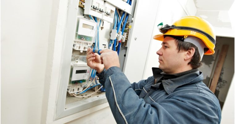 Specific Conditions That Requires Emergency Electricians
