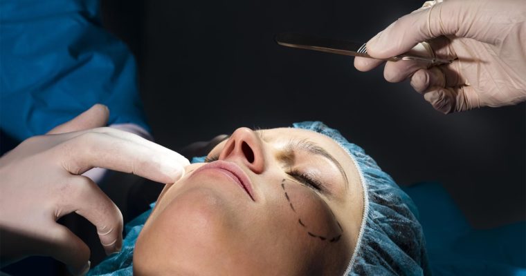 Top Plastic Surgeon Says Plastic Surgeries Are Safe