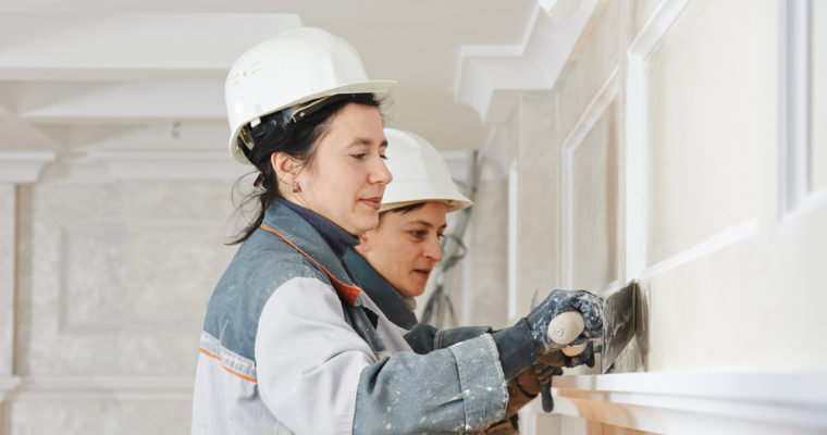 How Can A Professional Plasterer Help In Transforming Your Home?
