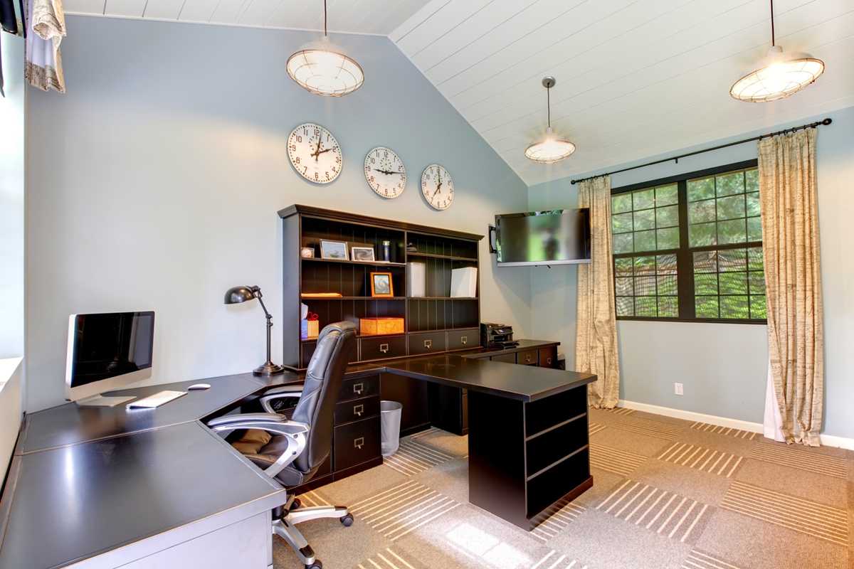 Home Office Renovation Tips to Keep Your Home Clutter-Free