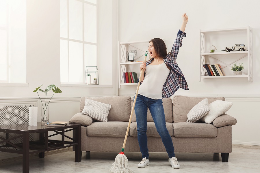 Home Cleaning Tips to Help Keep Your Living Space Spotlessly Clean
