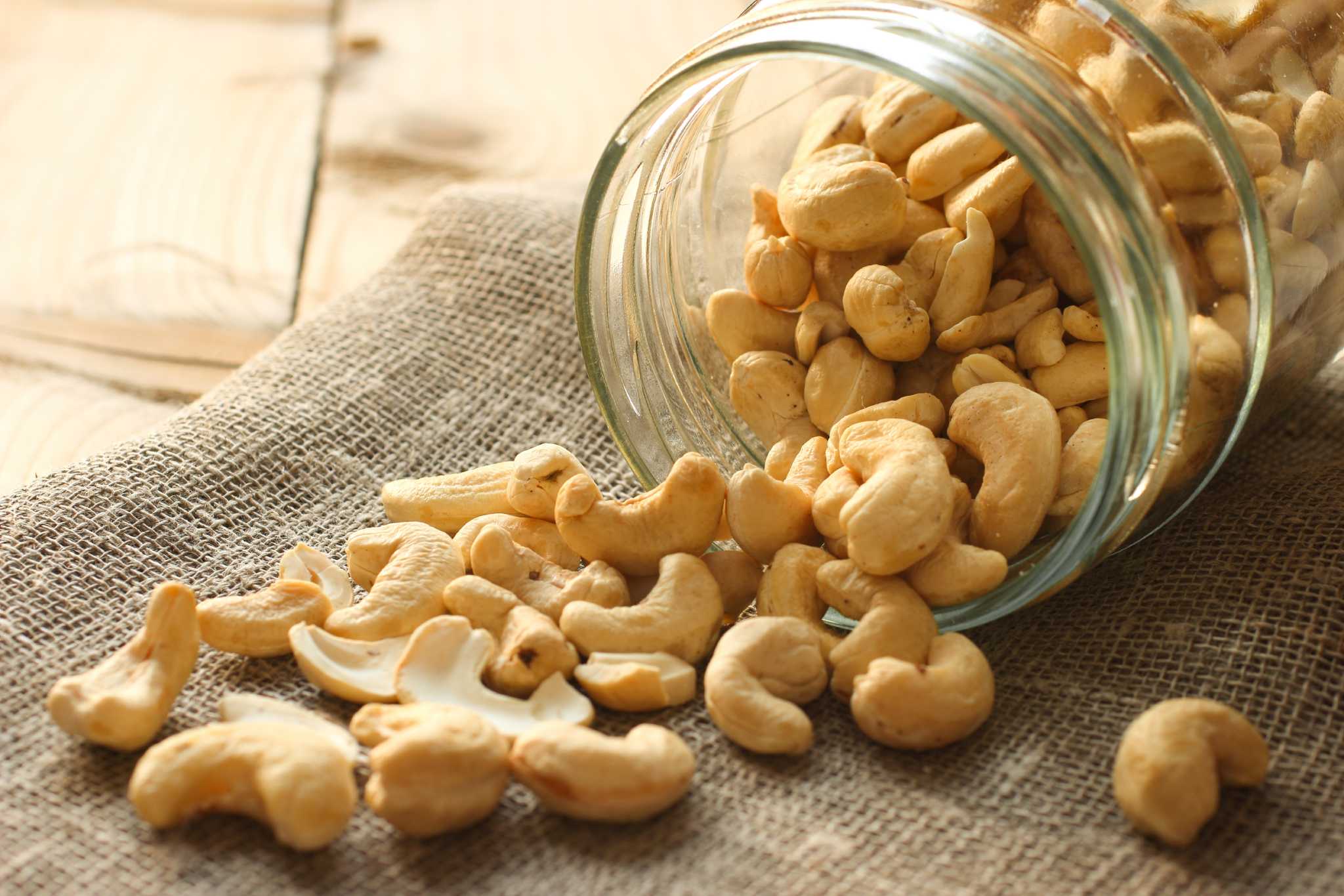 Cashew Nuts Buying Guide