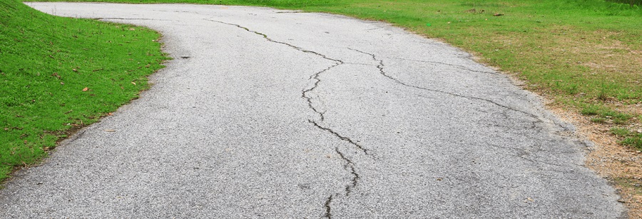 How to Prevent Asphalt Driveway from Cracks?