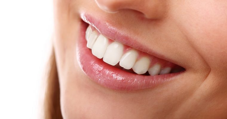 How To Keep Your Composite Fillings Looking White