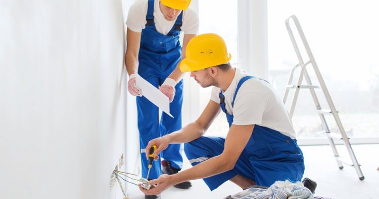 Four Most Important Questions You Need to Ask the Electrical Contractors Before Hiring