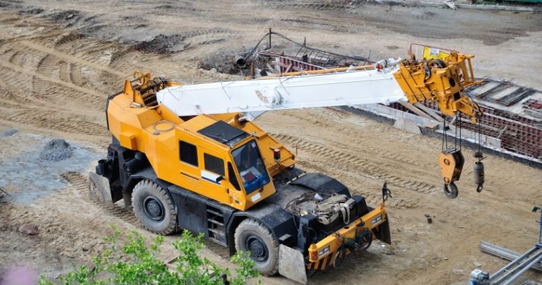 Top 5 Reasons to opt for Crane Hire Instead of Purchasing