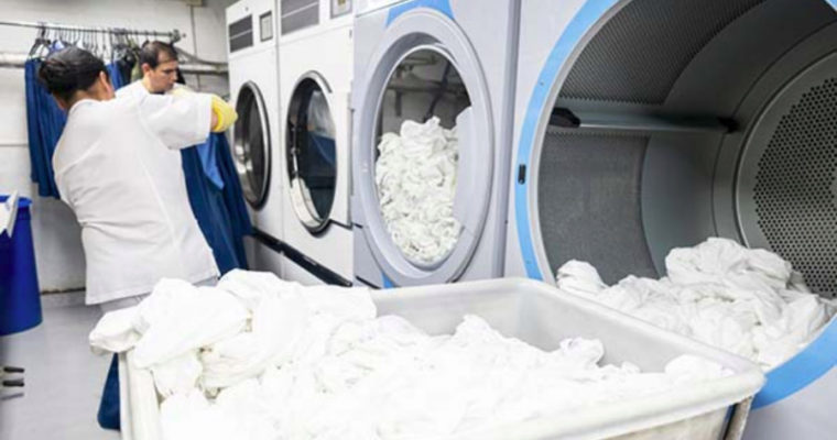 Reasons to Hire Commercial Laundry Services