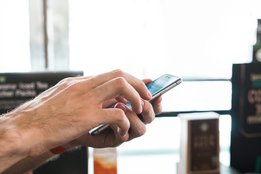How Does Internet Improve Customer’s Experience on Smartphone?