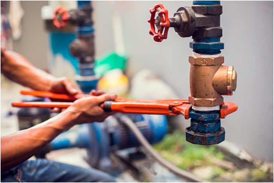 11 Important Things To Consider Before Hiring a Professional Plumber