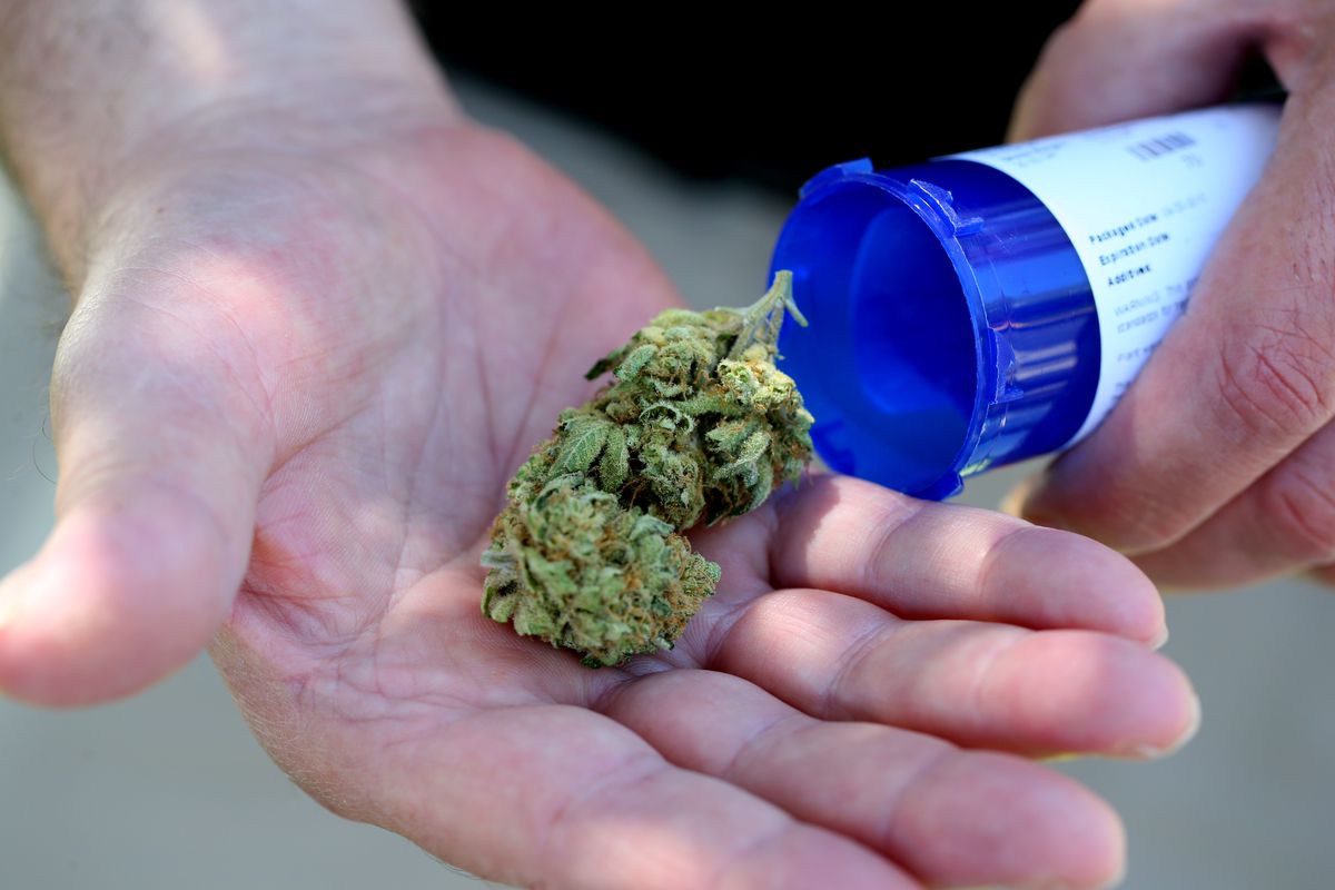 Managing Chronic Pain on the Go: How Medical Marijuana Could Help