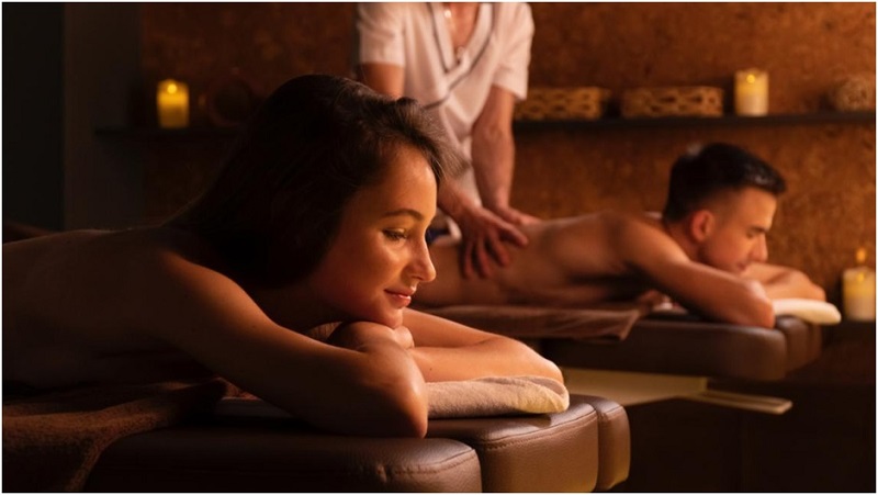 Seven Reasons Why Your Relationship Will Benefit From a Couples Massage