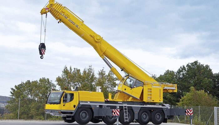 Are You Ready To Become A Professional Crane Operator?