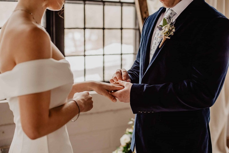 Understanding the Wrong Decisions to Avoid While Choosing Your Wedding Band