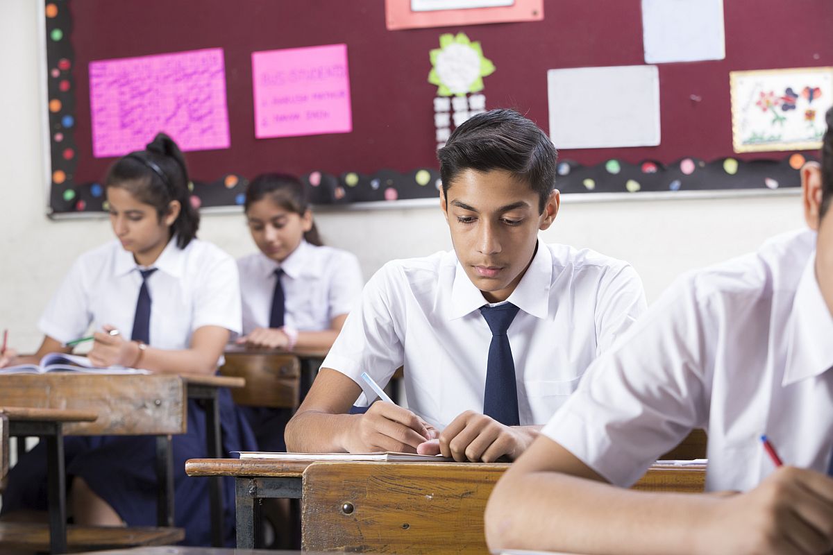 Scoring Topics For CBSE Class 10 Hindi Exams