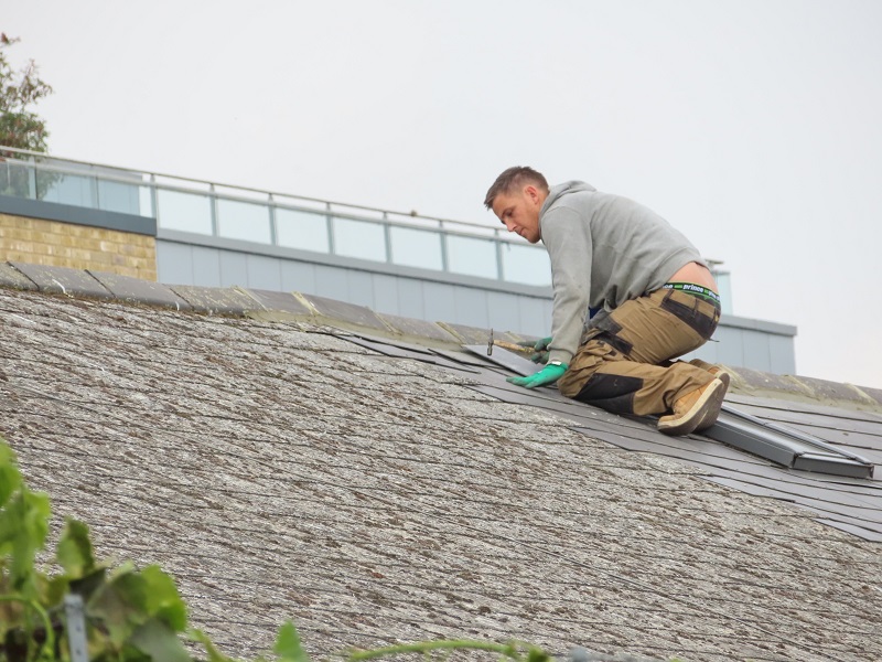 3 Signs You Need a New Roof