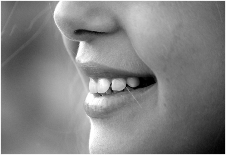 The Best Ways To Close the Gaps Between Your Teeth