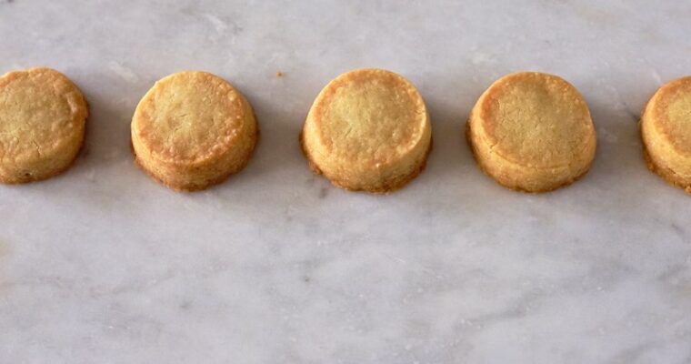 Things You Should Know about Shortbread Cookies before Ordering Them