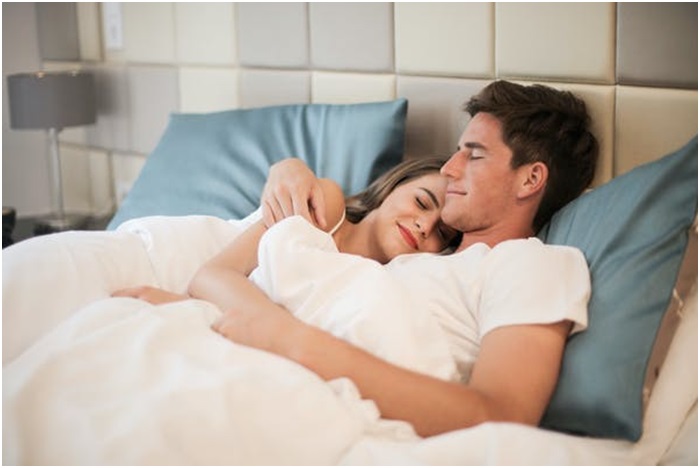Solutions To Top Seven Sleep Problems That Spoil Your Relationship