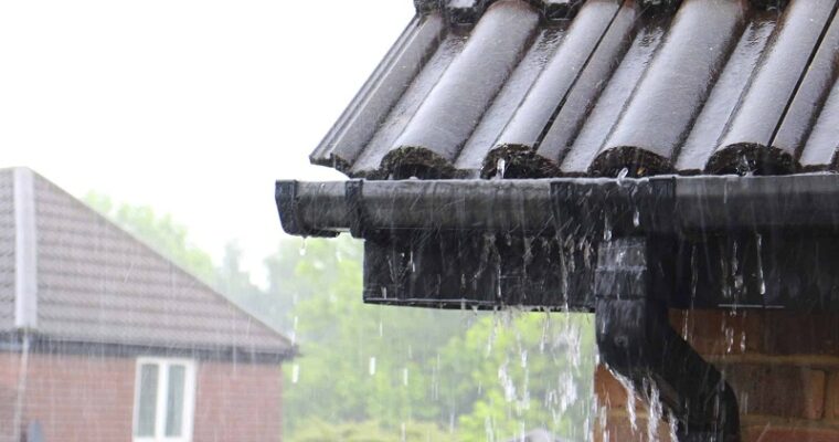 Common Gutter Problems and How to Fix Them: A 2022 Guide for Homeowners