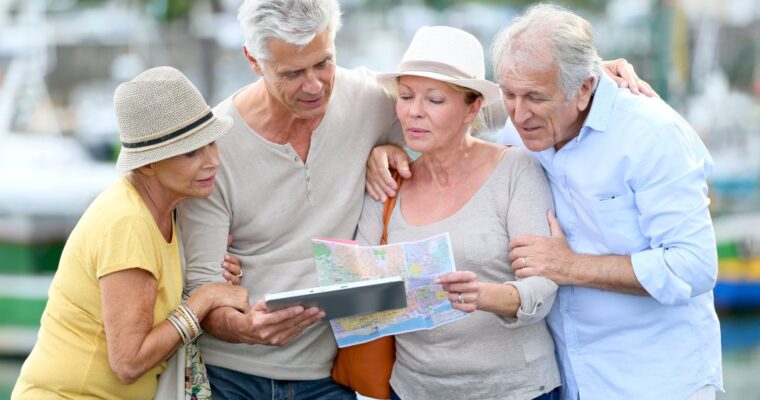 How You Can Travel Safely With a Senior