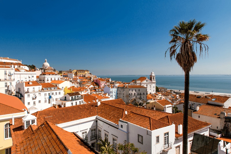 Buying a Vacation Home in Lisbon? Tips from a Real Estate Agency Specializing in Lisbon Properties