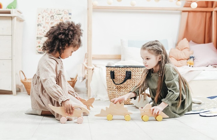 Learn Through Play: 6 Benefits of Montessori Toys