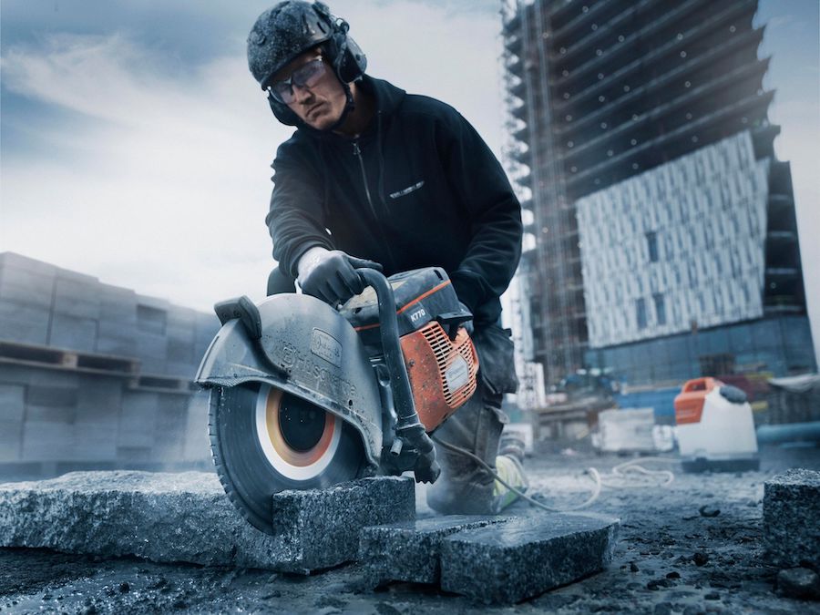A Comprehensive Guide on Safely Operating a Concrete Cutting Saw