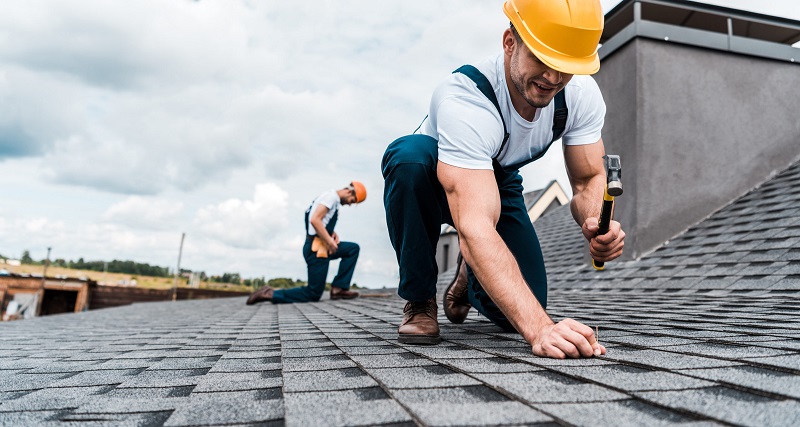 5 Essential Factors to Consider When Choosing a Roofing Company