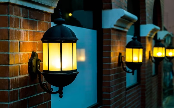 5 Benefits of Wall Pack Lights: How Upgrading Your Lighting Can Boost Productivity and Curb Appeal